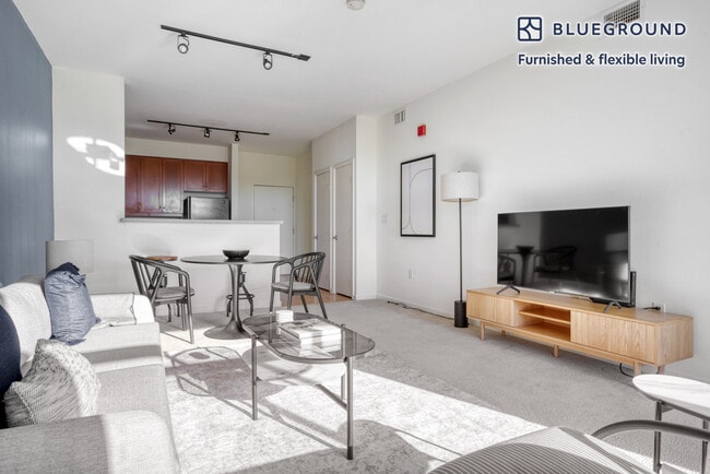 Photo - 754 The Alameda Unidad FL4-ID1154