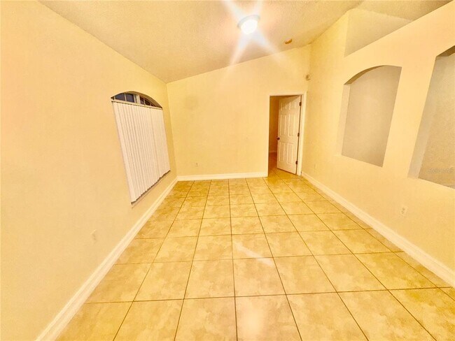 Photo - 909 Gateshead Ct