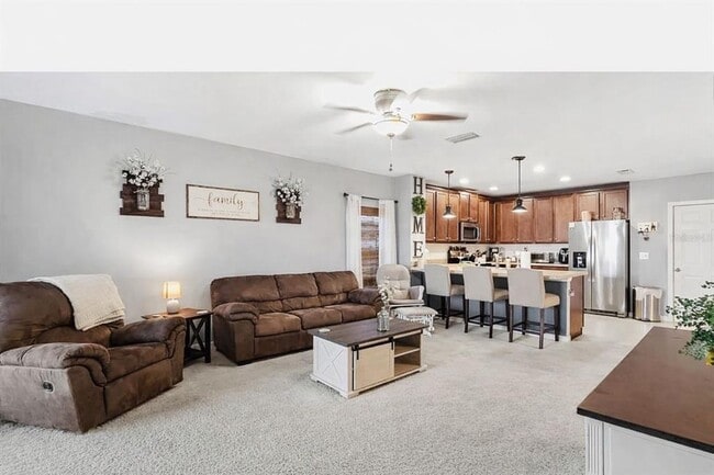 Photo - 9760 Kinmore Dr