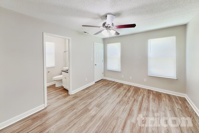 Photo - 809 Valley Creek Dr