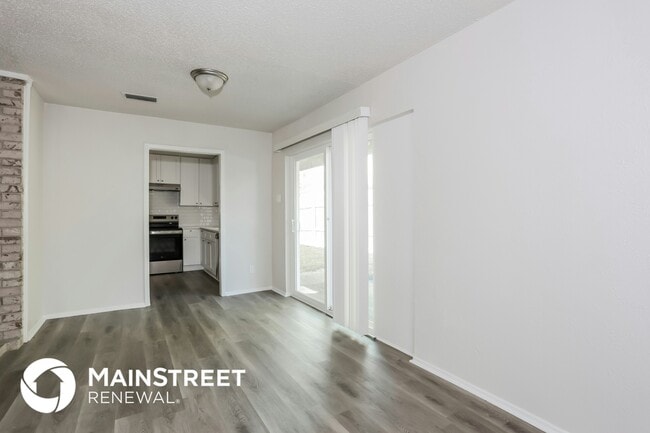 Photo - 5037 Collingwood Dr