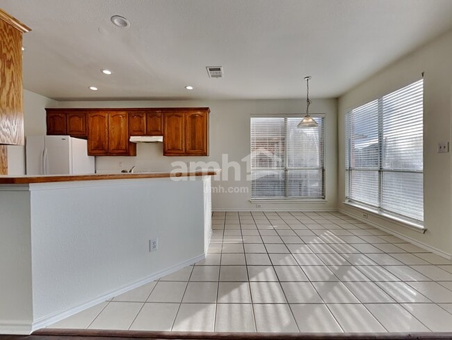 Photo - 8751 Sunset Trace Dr