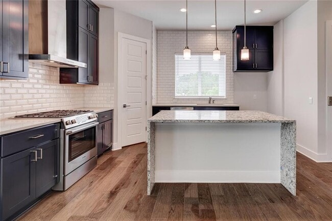 Photo - 4600 Freedom Dr