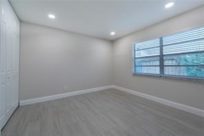 Photo - 624 NE 10th Ave Unit 1