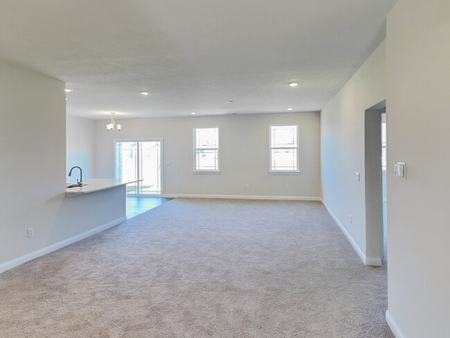 Photo - 8842 Faulkner Dr