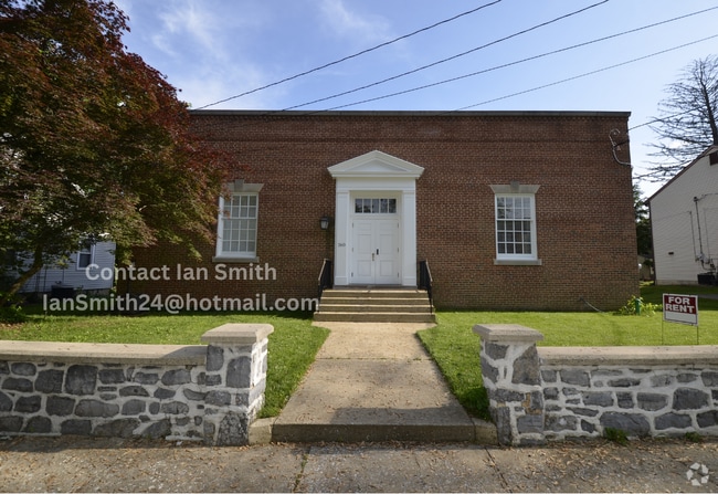 Building Photo - 260 Henderson St Unit 2 Rental