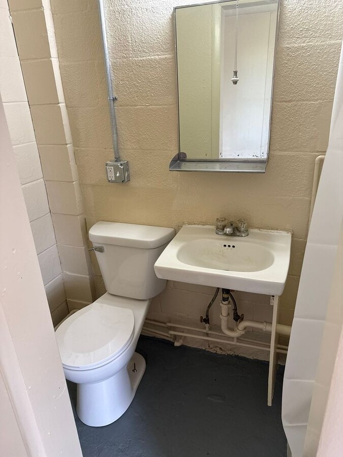 Photo - 3961 Logan Ave Unidad 3961 Logan Ave - Apt 7