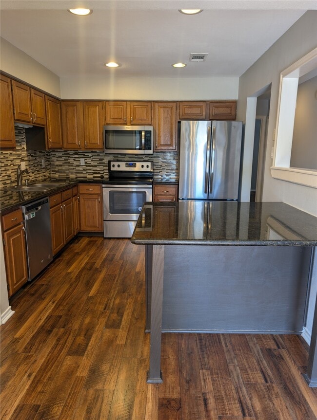Building Photo - 7746 Champion Pines Dr Unit 10