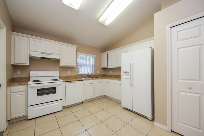 Photo - 711 Whisper Sound St