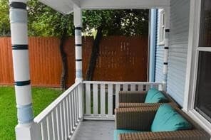 Photo - 1813 Gentry St