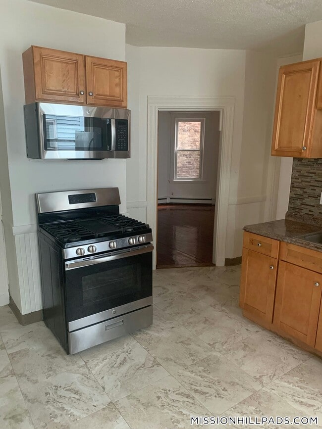 Photo - 31 Dunreath St Unit 1