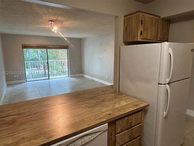Photo - 9301 SW 92nd Ave Unit C213