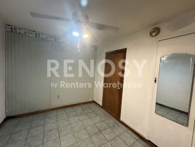 Photo - Great Location in South Arlington