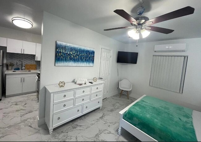 Photo - 201 S Ocean Blvd Unidad 7