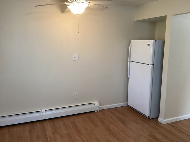 Photo - 620 McAlpine St