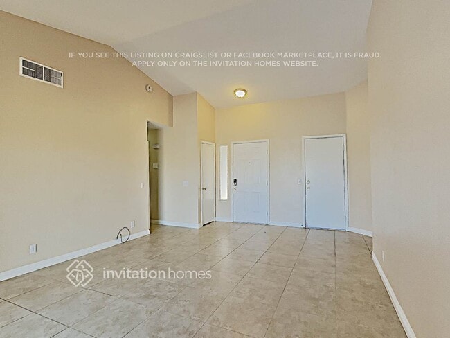 Photo - 534 Reliance Ave