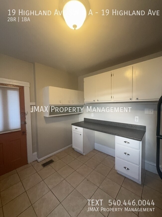 Photo - 19 Highland Ave SW Unit 19 Highland Ave SW #A