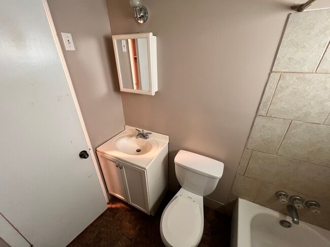 Photo - 1958 Kenny St