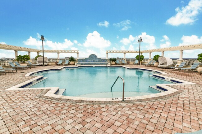 Photo - 511 SE 5 Ave Unit # 2006