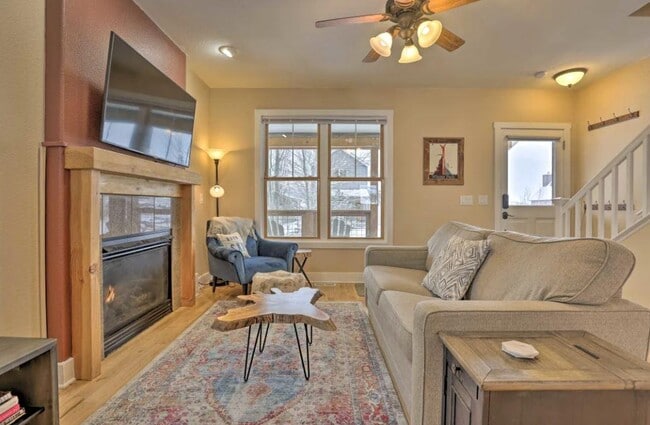 Photo - 231 Buckhorn Cir