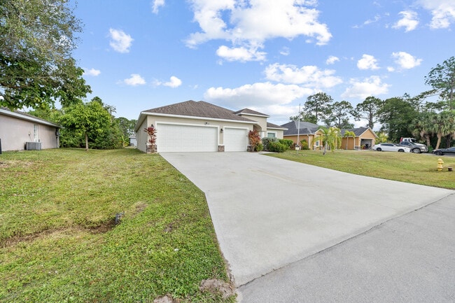 Photo - 531 Topeka Rd SW