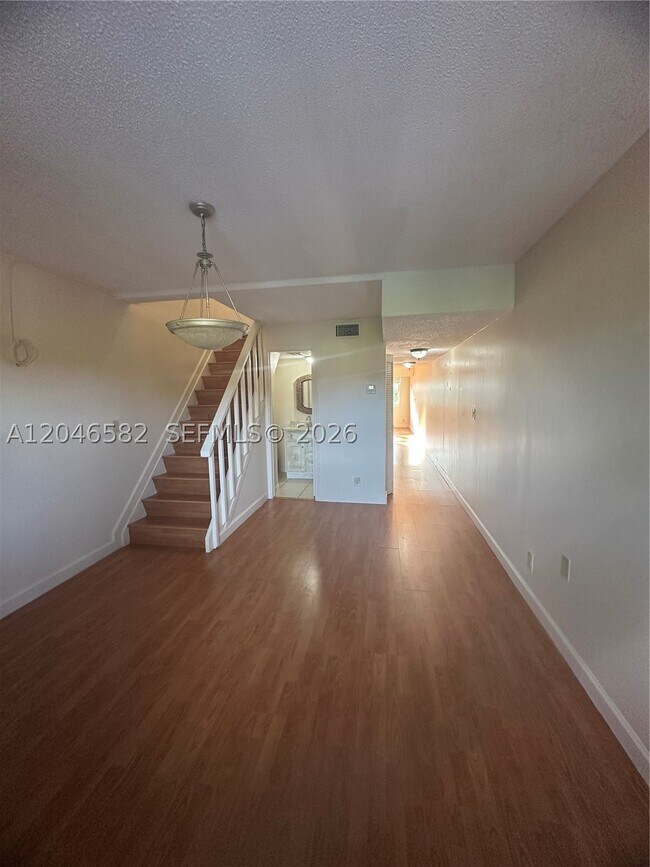 9500 SW 3rd St Unit 254
