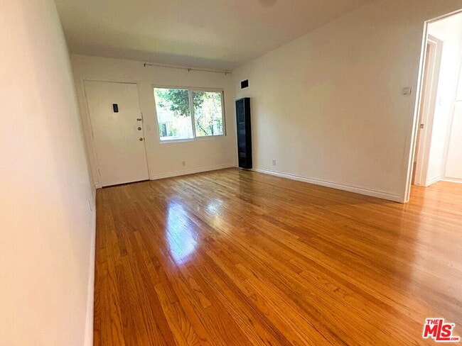 Photo - 110 S Rampart Blvd Unit 3