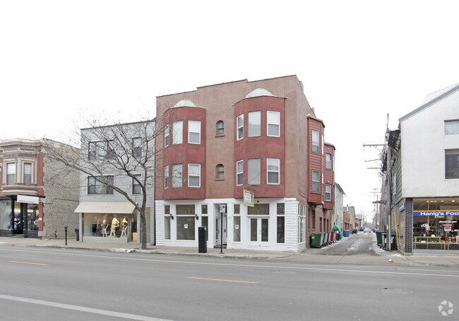 Photo - 843-845 W Armitage Ave