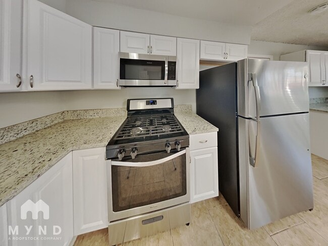 Photo - 1165 Hart Ave