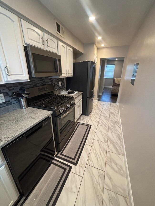 Photo - 2665 Martin Luther King Jr Ave SE Unidad 203