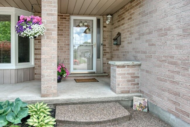 Photo - 48 Goundry Cres