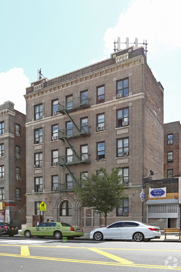 75 SHERMAN AVE - 75 SHERMAN AVE Apartamentos