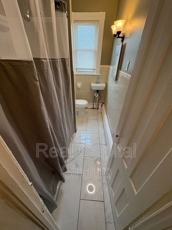 Photo - 708 Westover Pl Unit 4