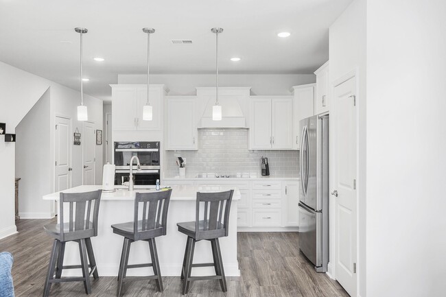 5115 Double Eagle Wy