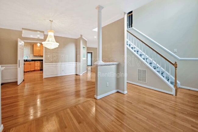 Building Photo - 9370 Windsor Shade Dr