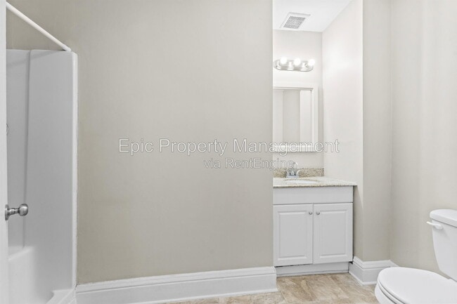 Photo - 2508 W Jefferson Ave