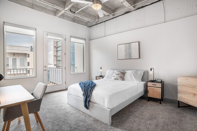 Building Photo - Byron on Peachtree Rental