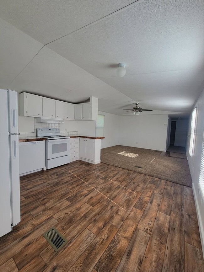 Photo - Ready to Move in