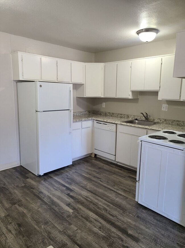 Photo - Two Bedroom Available Soon Unidad 260