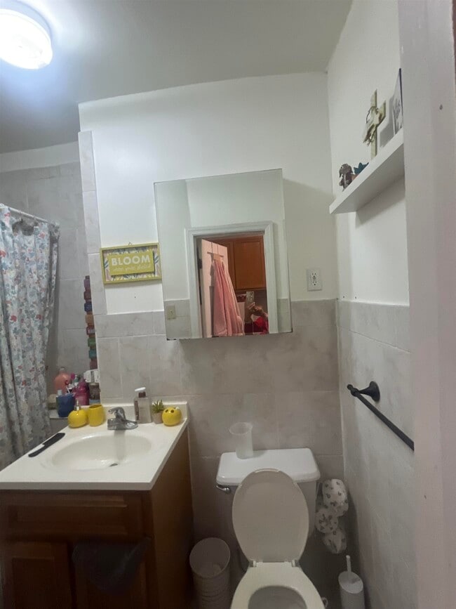 Photo - 2518 Bergenline Ave