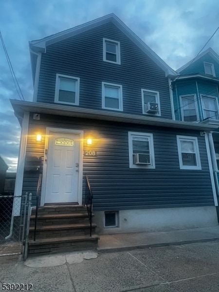Building Photo - 208 Inslee Pl Unit 2