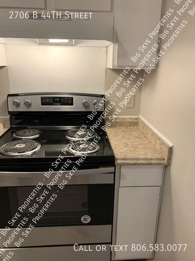 Photo - 2706 44th St