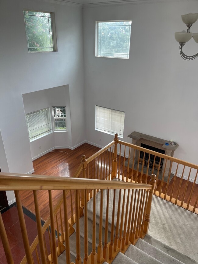 Photo - 326 S Euclid St