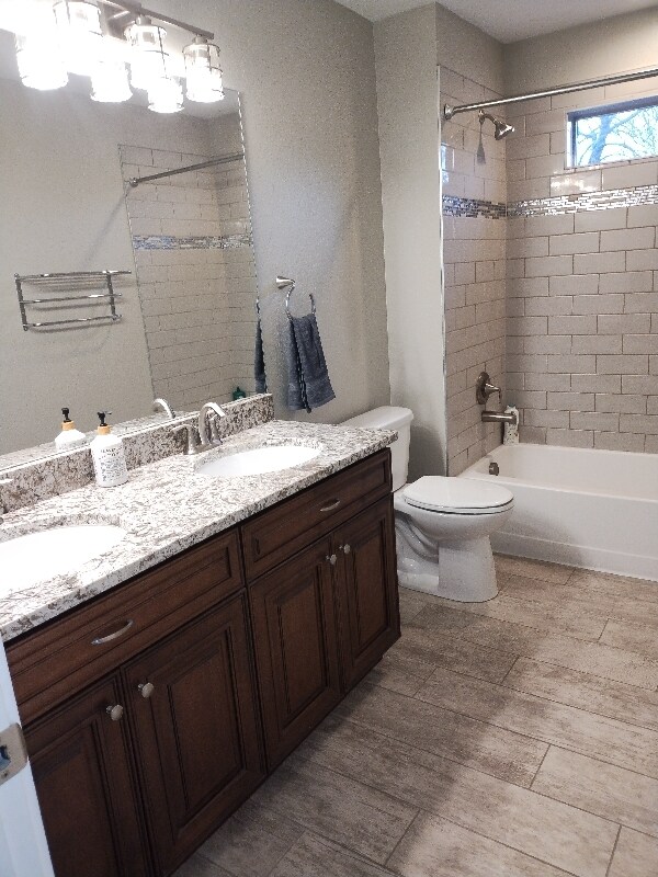 Photo - 208 Custer Ave