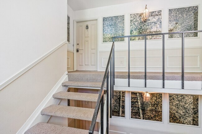 Photo - 10588 High Hollows Dr Unit 283