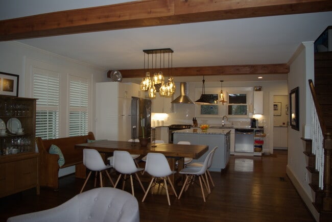 Photo - 24 Sevier St