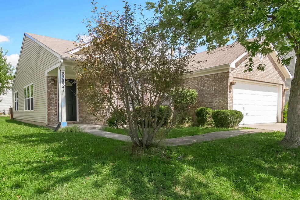 2282 Shadowbrook Dr