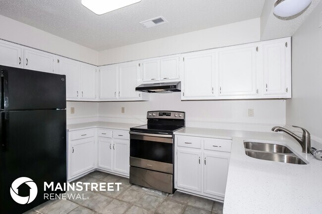 Photo - 7071 Bramble Ln