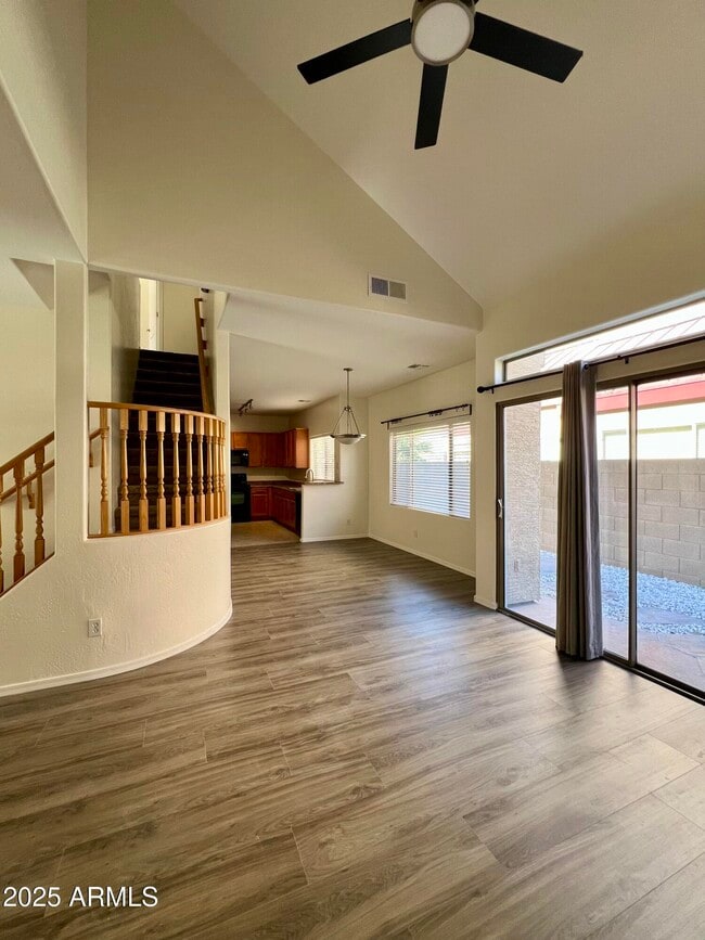 Photo - 1015 S Val Vista Dr