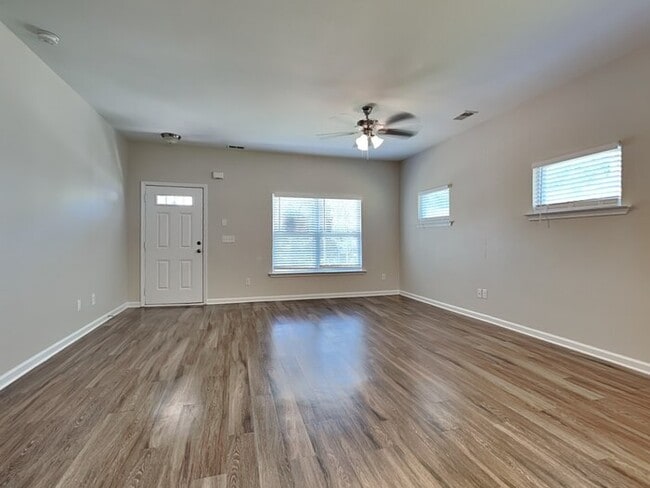 Photo - 232 St Andrews Pl Dr